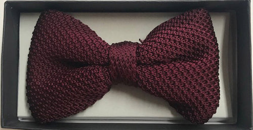 Knitted Burgundy pretied bowtie