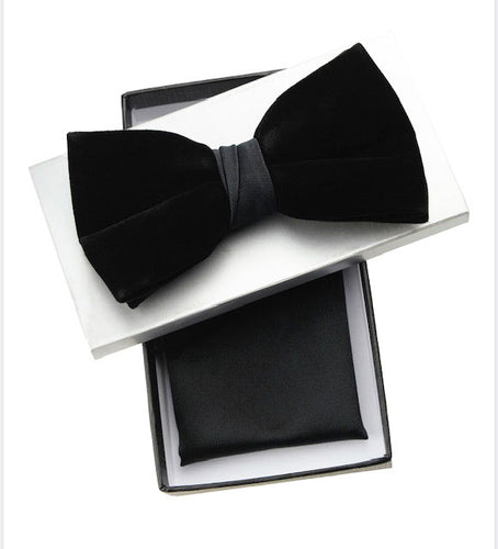 Black Velvet bow tie set w/ matching hanky