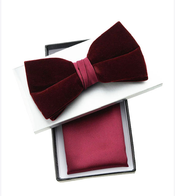 Maroon Velvet bow tie set w/ matching hanky