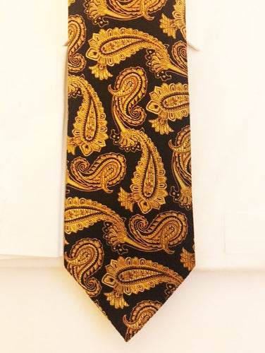 Black and gold paisley necktie set